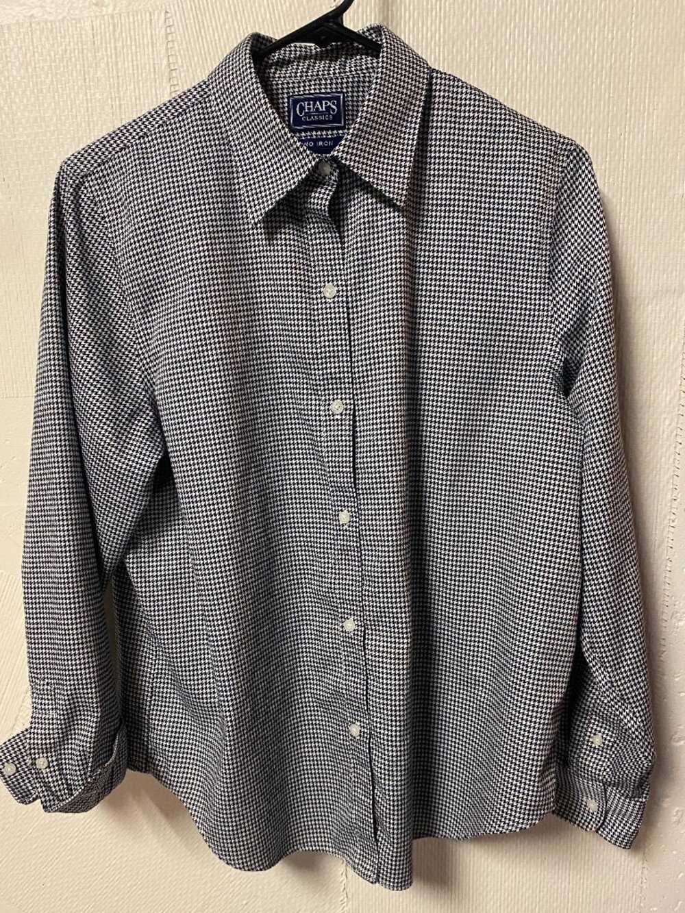 Chaps Classic 100% Cotton, No Iron Shirt, Women's Size L - C000117